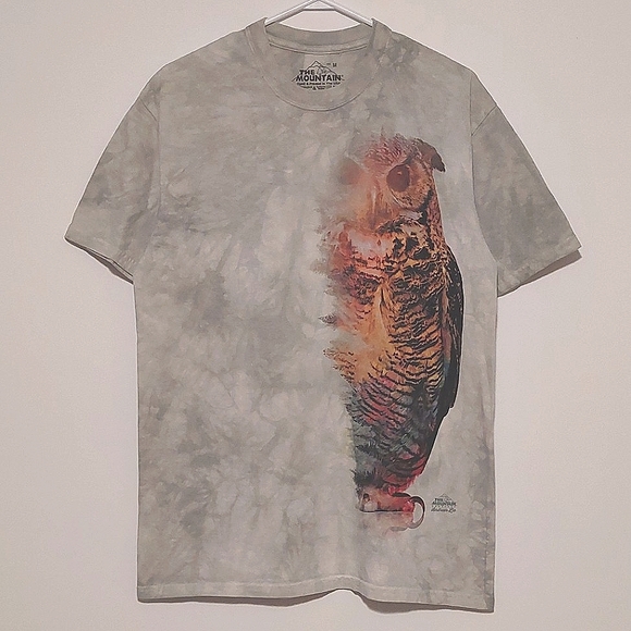 The Mountain Men's Forest Owl Light Sage Green SS Graphic T-shirt EUC Size M - Picture 3 of 10